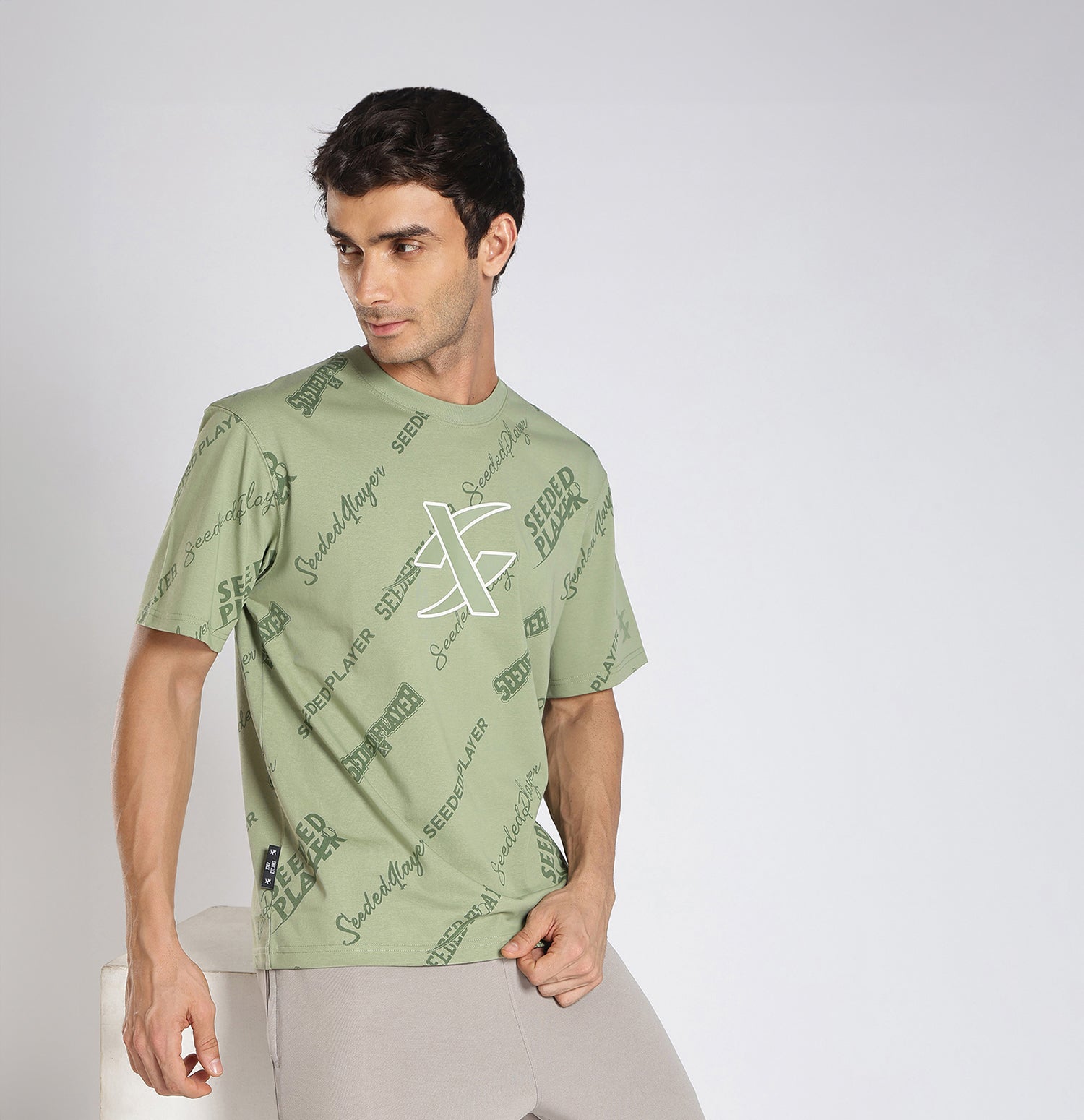 Xtep Men’s Comfort Printed T-Shirt – Retro Comfort Everyday Style