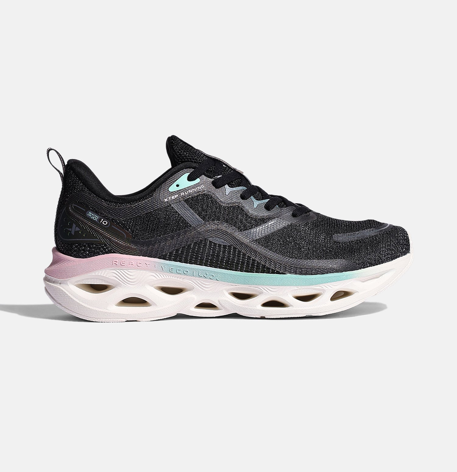 Xtep Reactive Coil Women Running Shoes - Canvas White Black / 35
