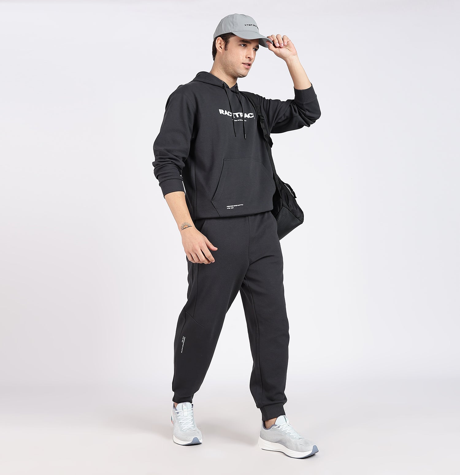 Micro Texture Modern Pants - Horn Grey