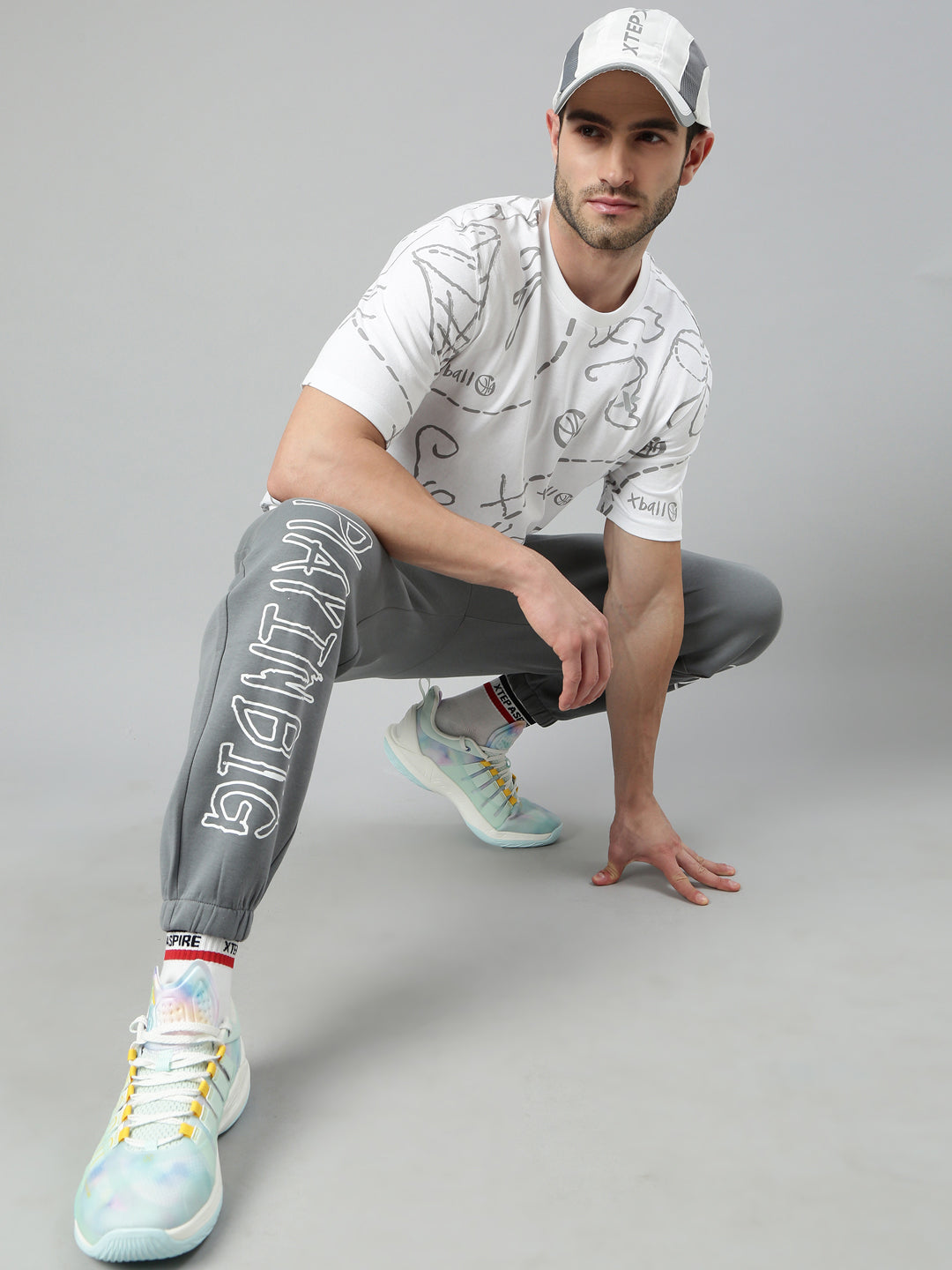 Xtep Men Relaxed Fit Short-sleeve T-shirt
