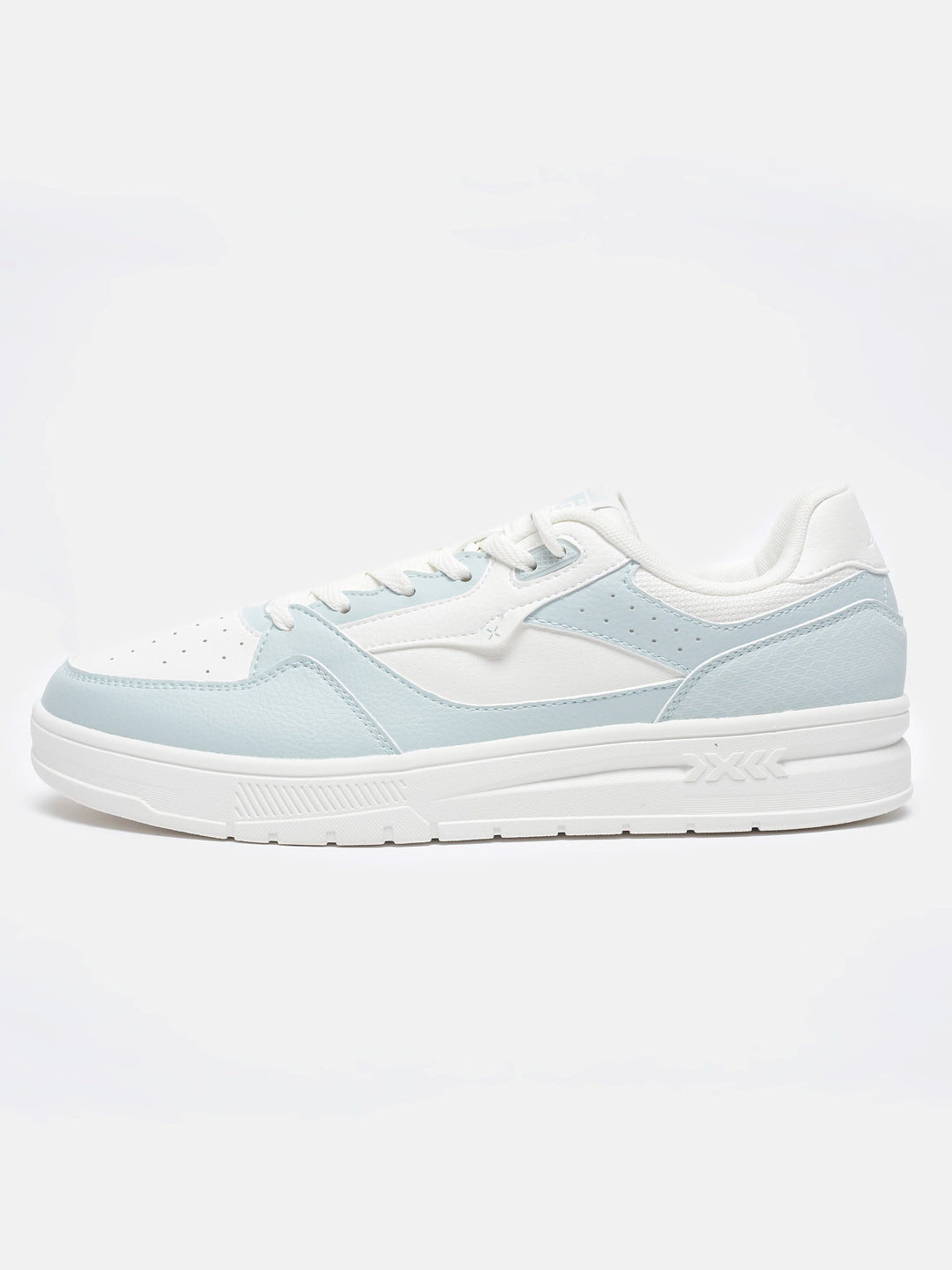 Xtep Colourblocked Sneakers
