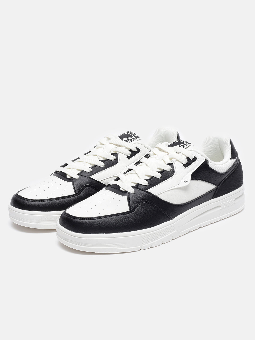 Xtep Colourblocked Skateboarding Shoes