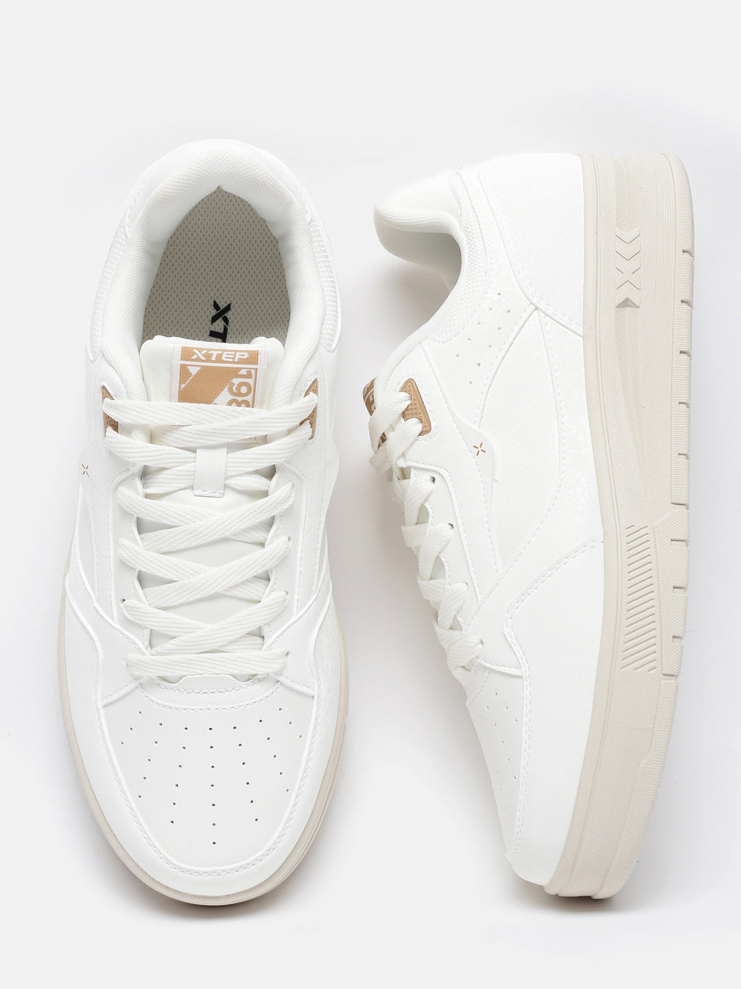 Xtep Colourblocked Skateboarding Shoes