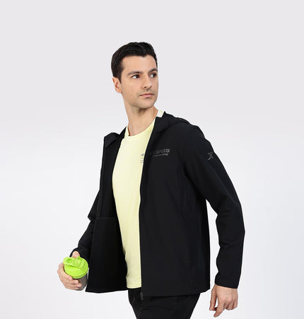 Xtep Men's Lightweight Water Repellent Running Windbreaker Black