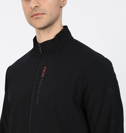 Xtep Men's Training Thermal Windbreaker Black