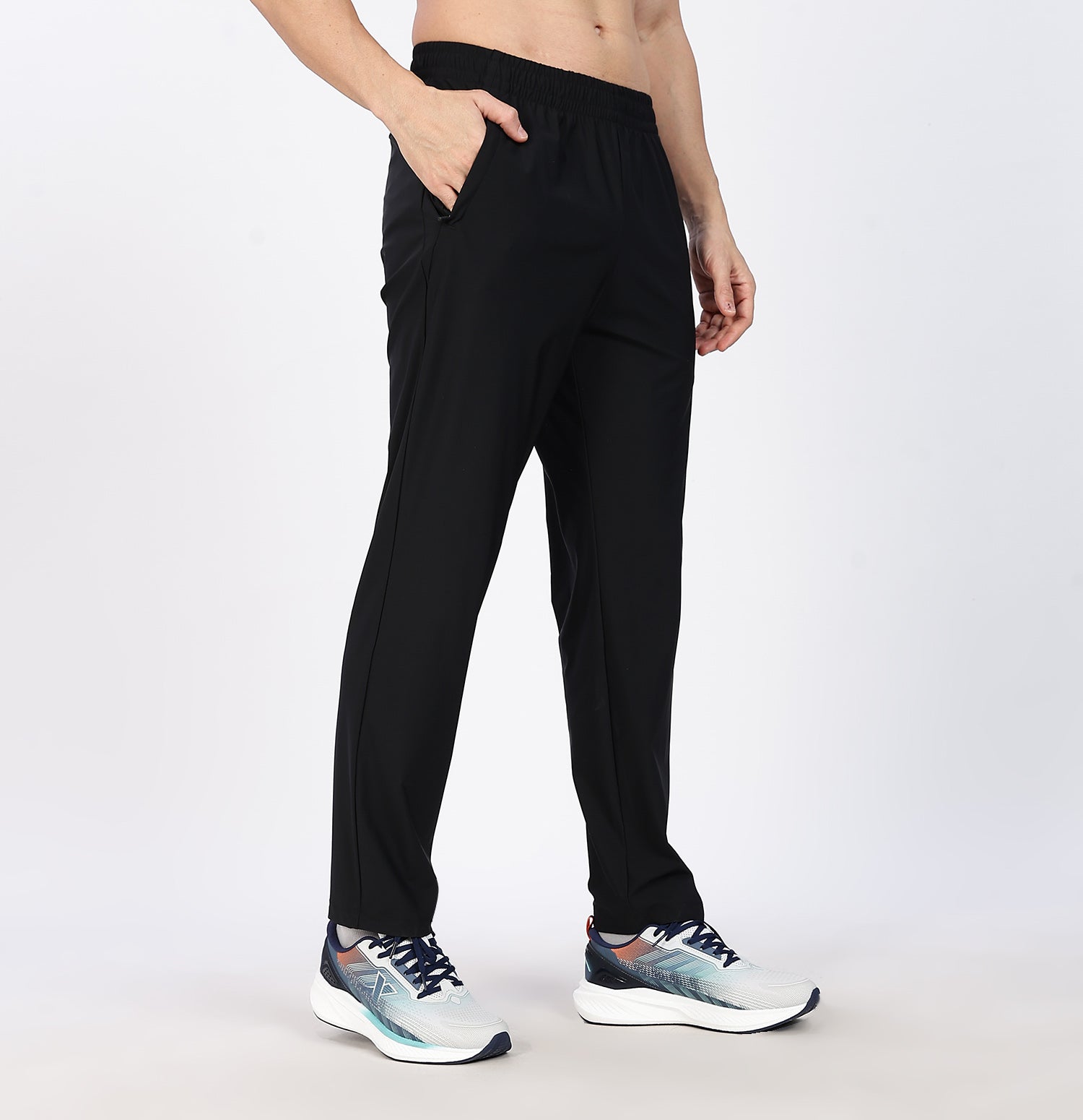 Xtep Men's Ice Cooling 3D Cut Training Trackpant Black