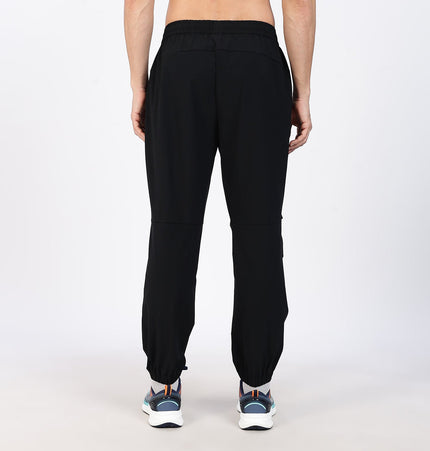 Xtep Men's Loose Fit Training Trackpant Black