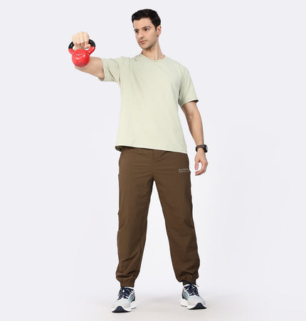 Xtep Men's Loose Fit Training Trackpant Brown