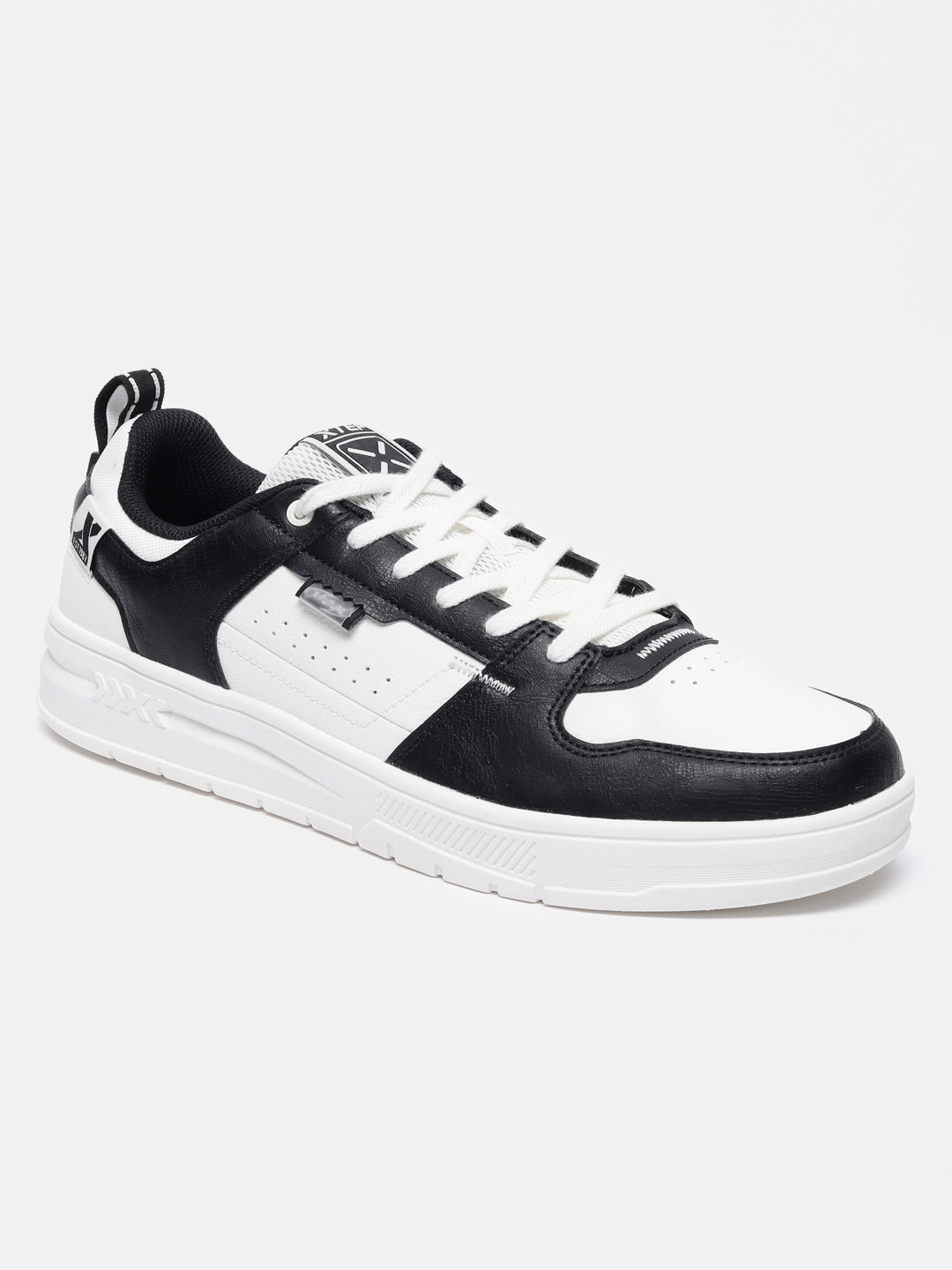 Xtep Colourblocked Sneakers