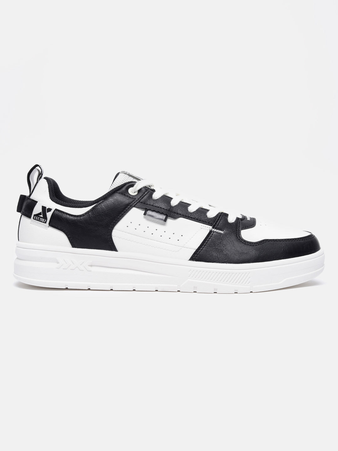 Xtep Colourblocked Sneakers - Canvas white / Black / 40