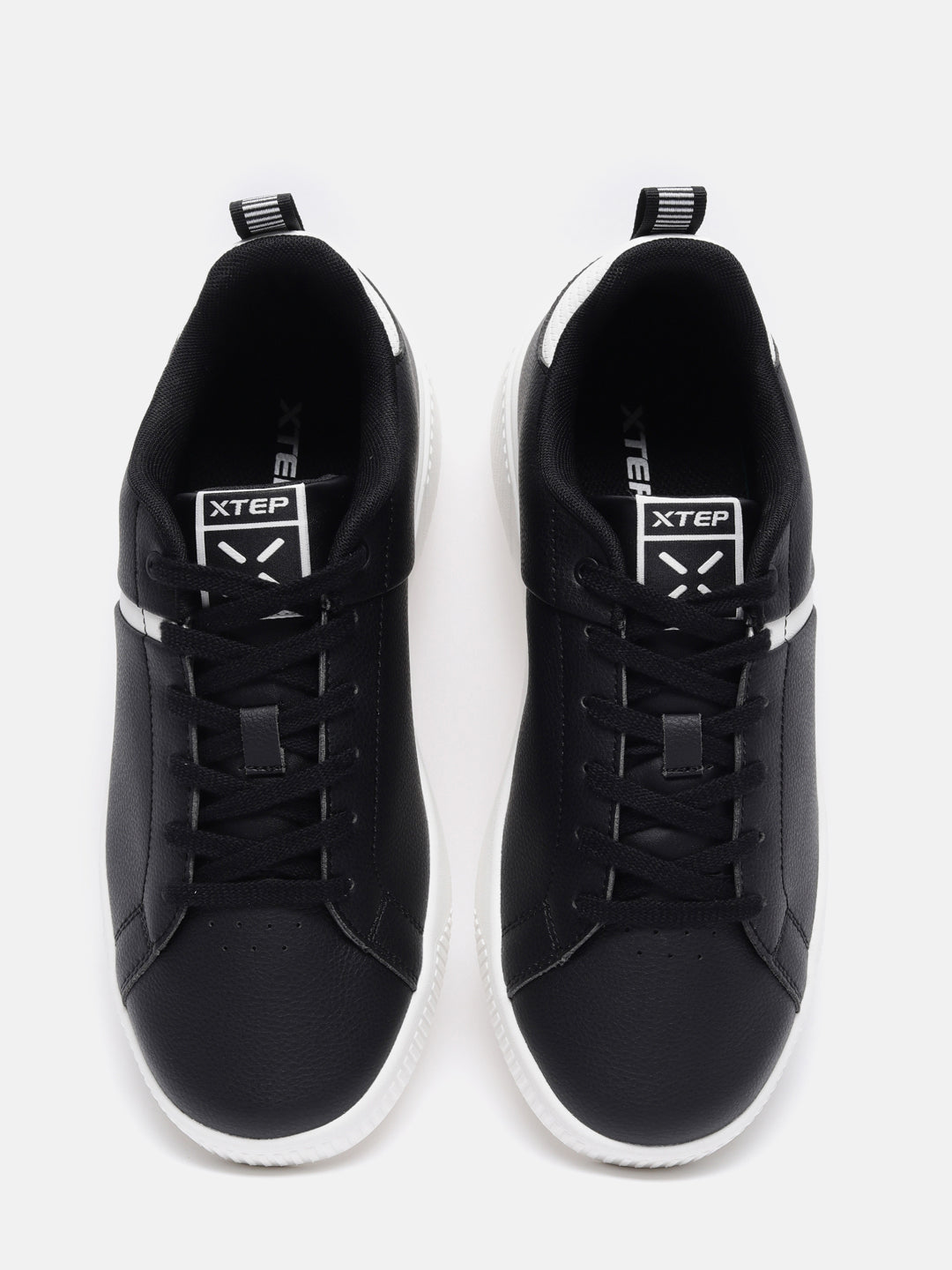 Xtep Colourblocked Sneakers