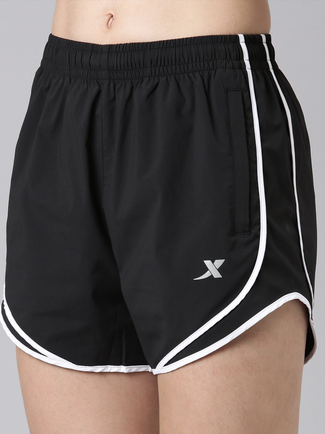 Xtep-Dry Women Woven Shorts - Pearl White / Black / XS