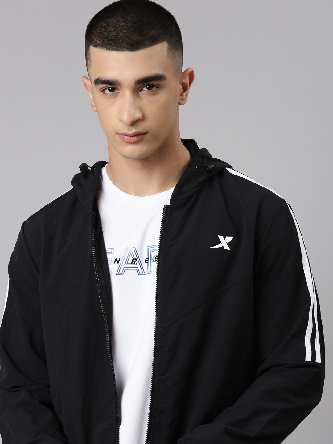 Xtep Men Single-layer Windbreaker