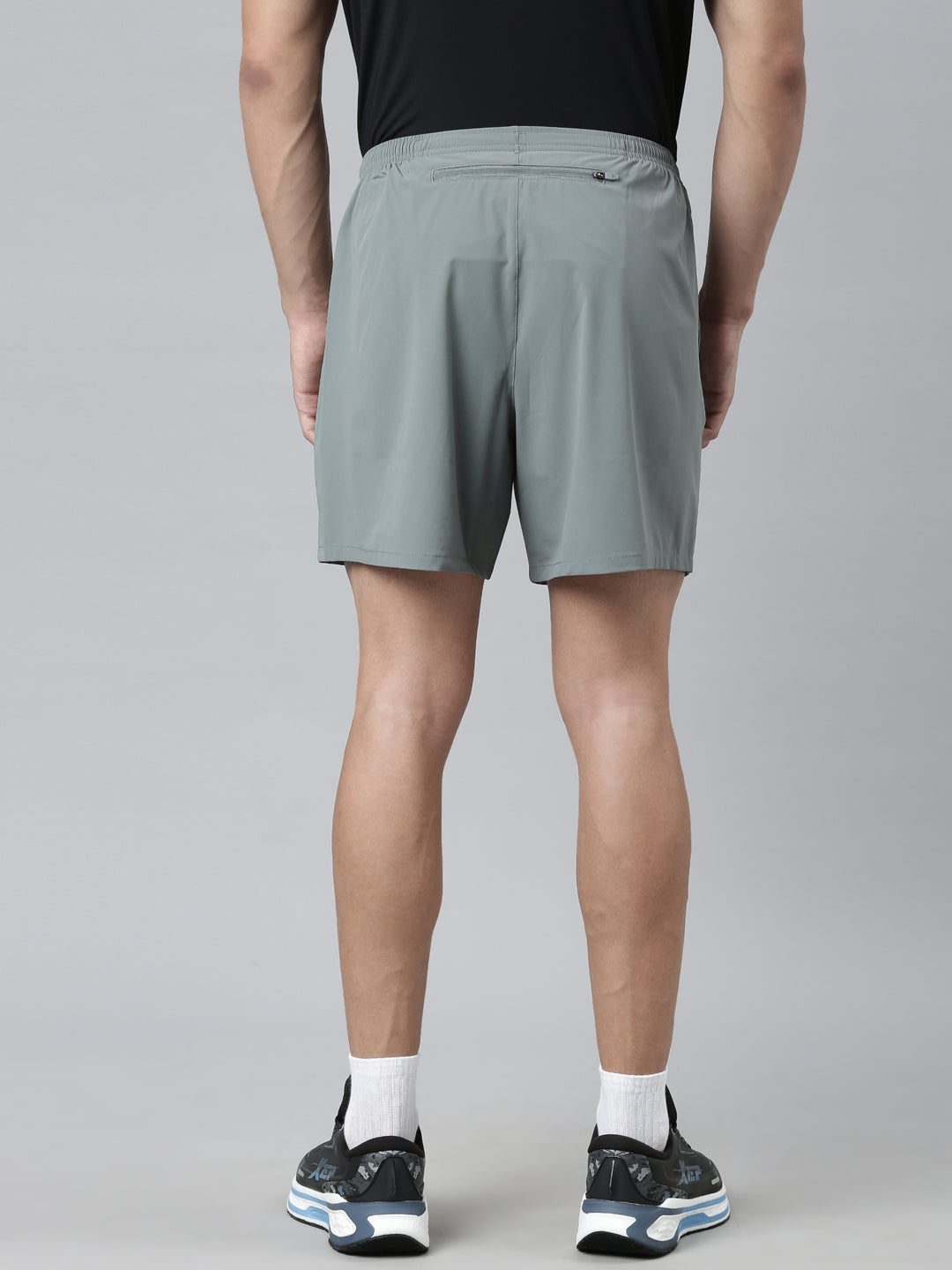 Xtep-Comfort Men Woven Shorts