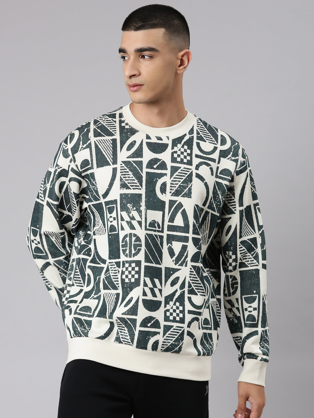 Xtep-Comfort Men Sweater - Cotton White / XS