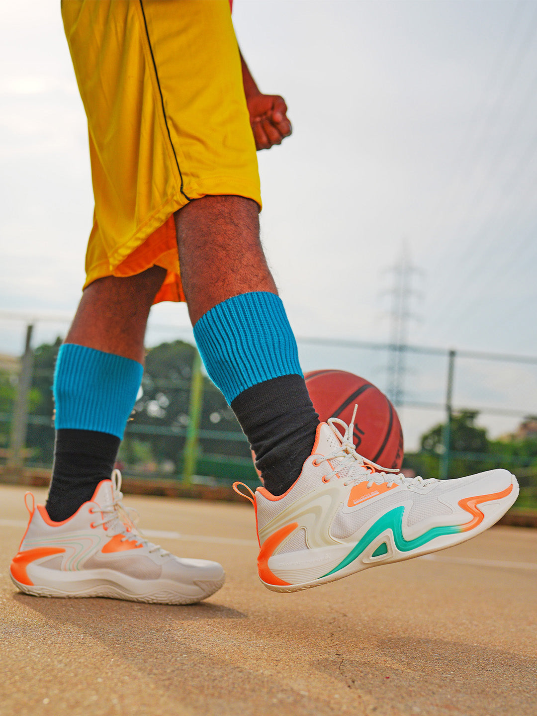 Xtep Men Dynamic Foam Basketball Shoes