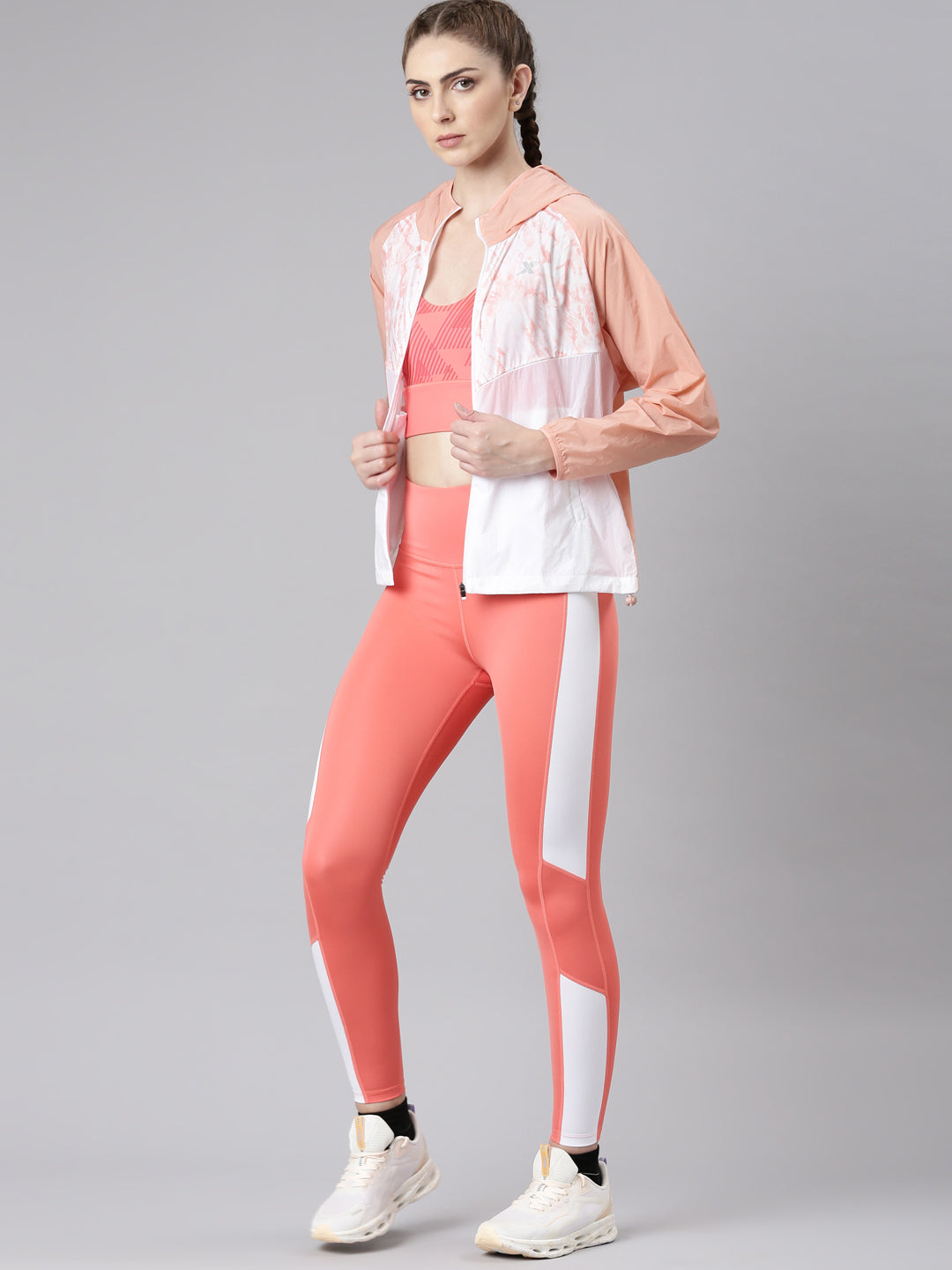 Xtep Women Running Single-layer Windbreaker