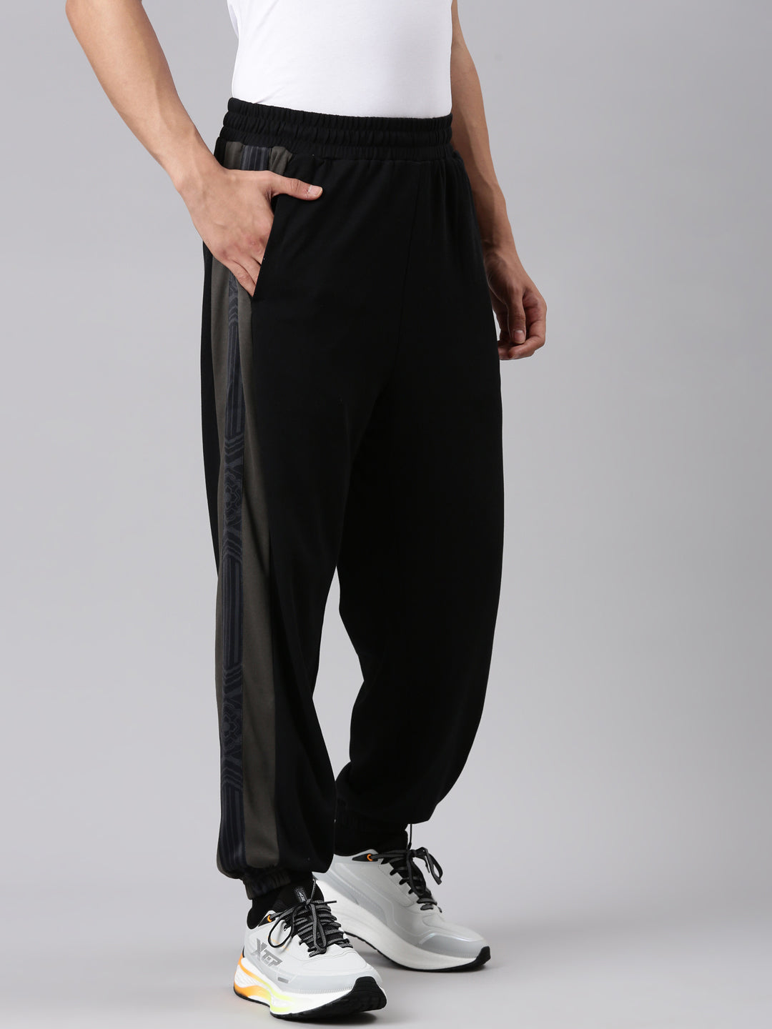 Xtep Men Knitted Pants