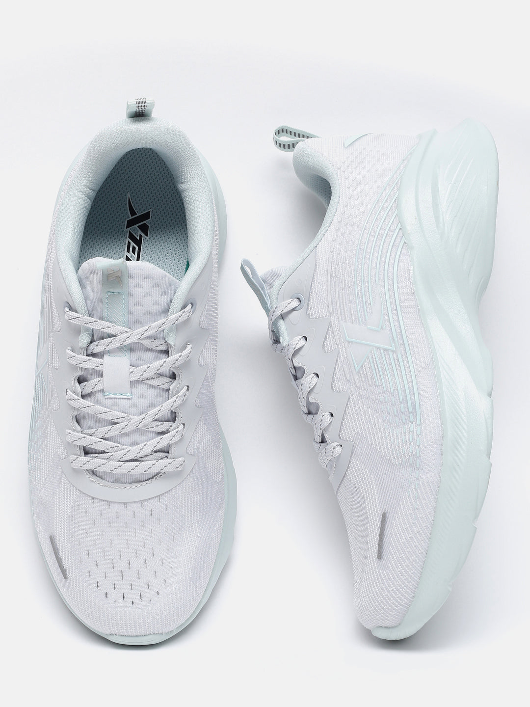 Xtep Women Feather Foam Running Shoes