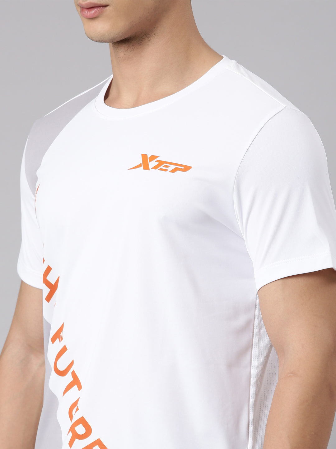 Xtep Men Running Short-sleeve T-shirt