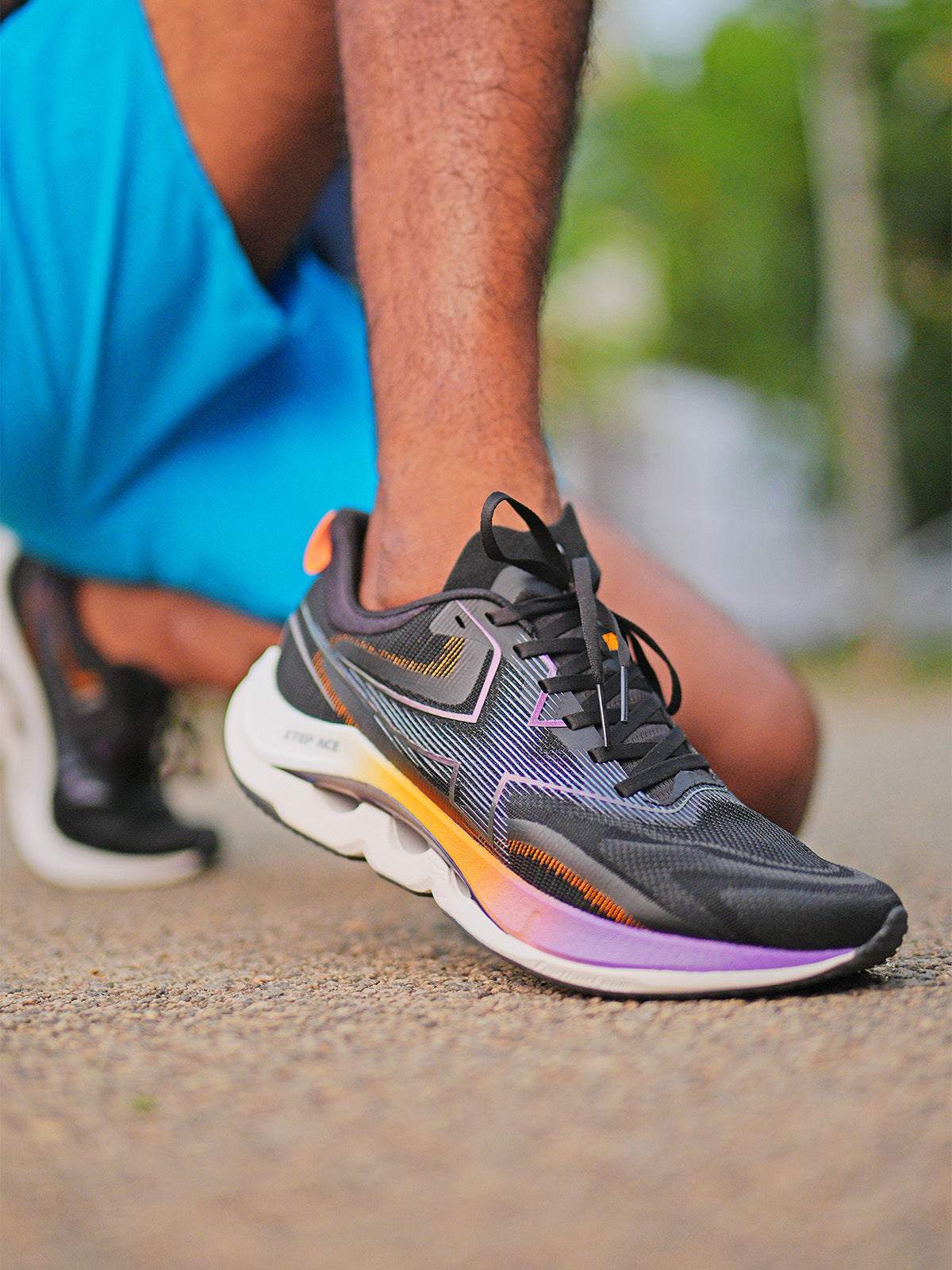 ACE Running Shoe - Black Neon Apricot