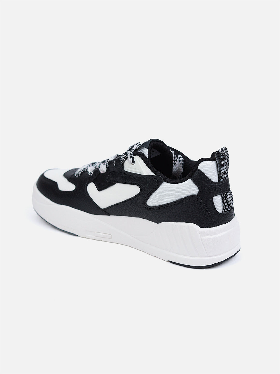 Xtep Men Colourblocked Skateboarding Shoes