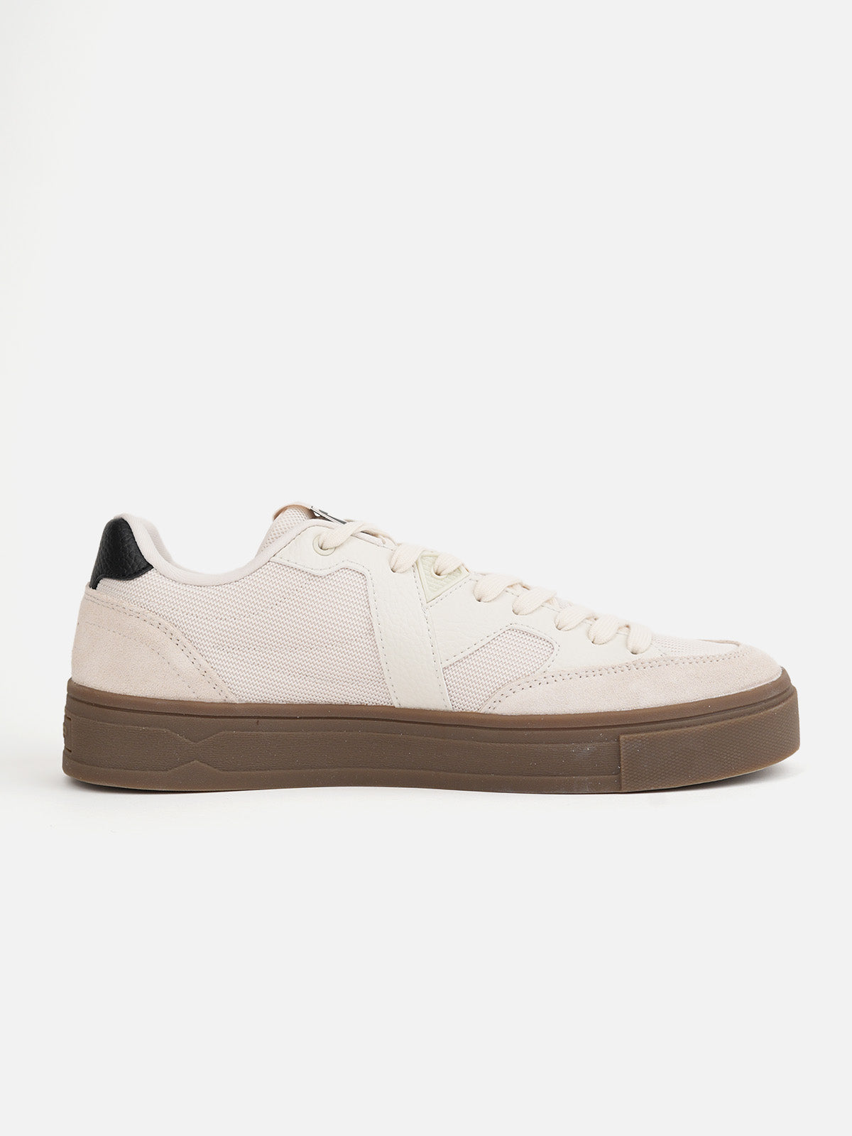 Xtep Women Sneakers - Alabaster / Black / 35