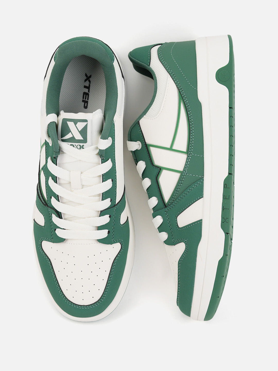 Xtep Men Skateboarding Shoes