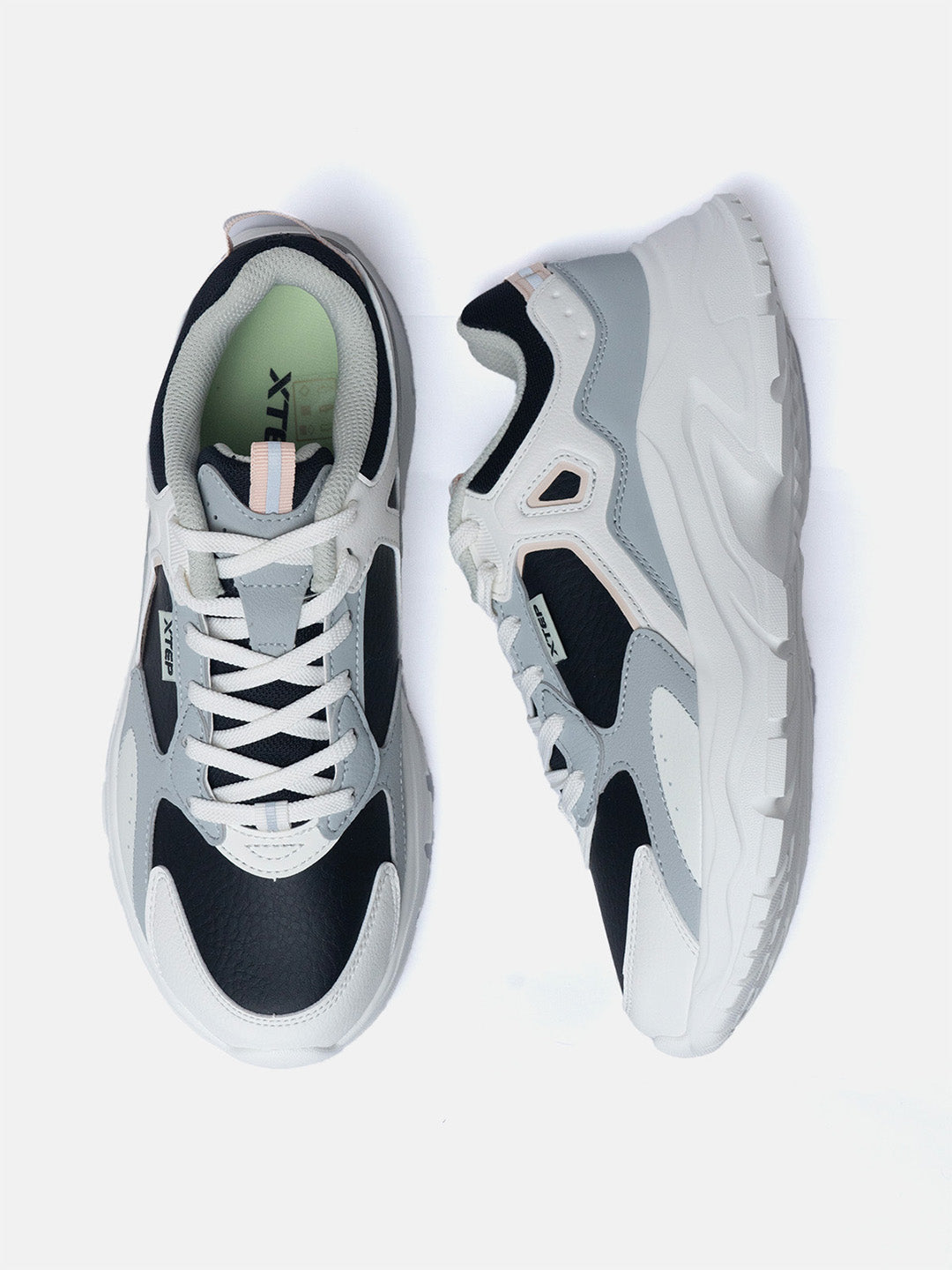 Xtep Women Colourblocked Sneakers