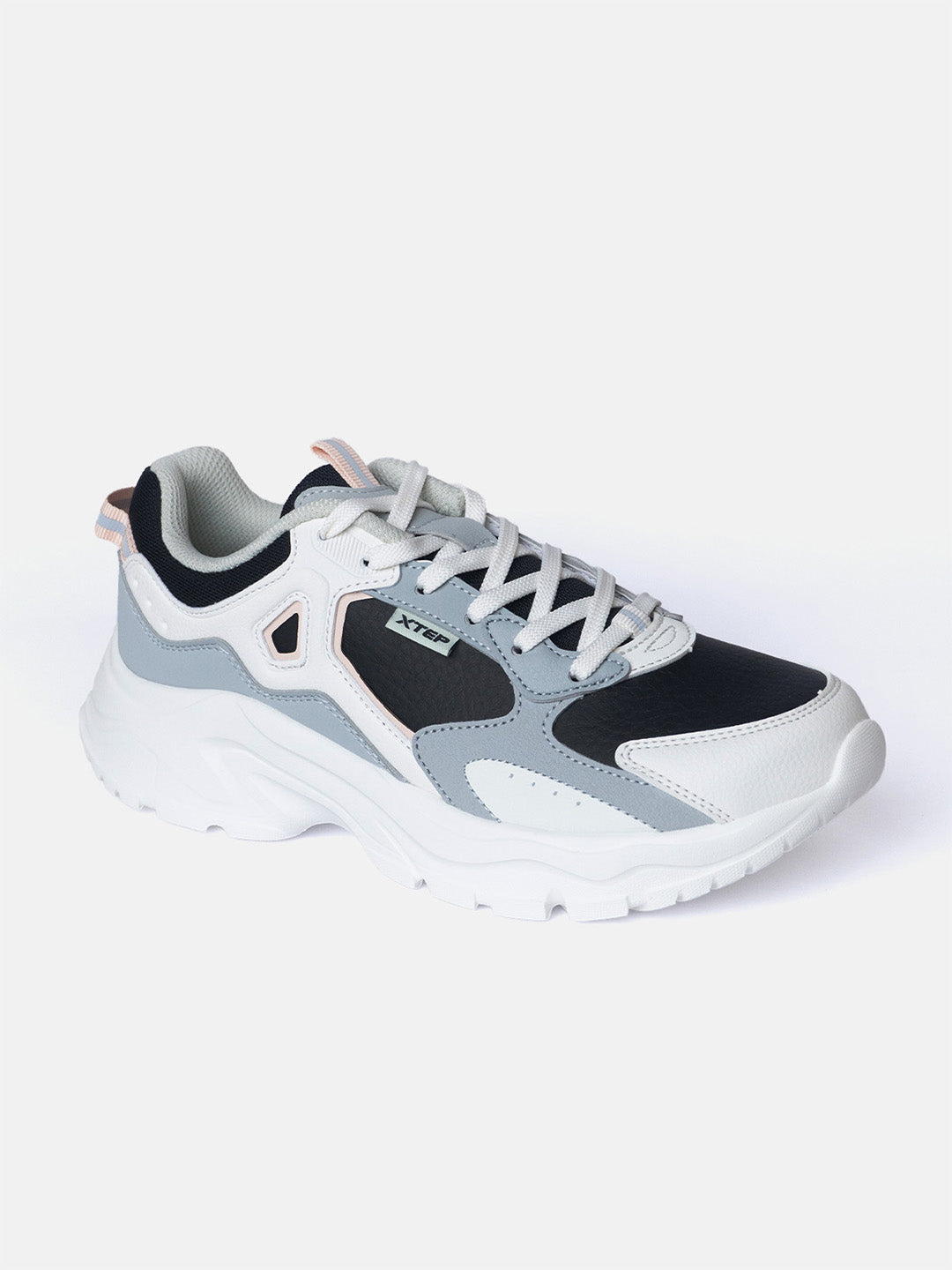 Xtep Women Colourblocked Sneakers