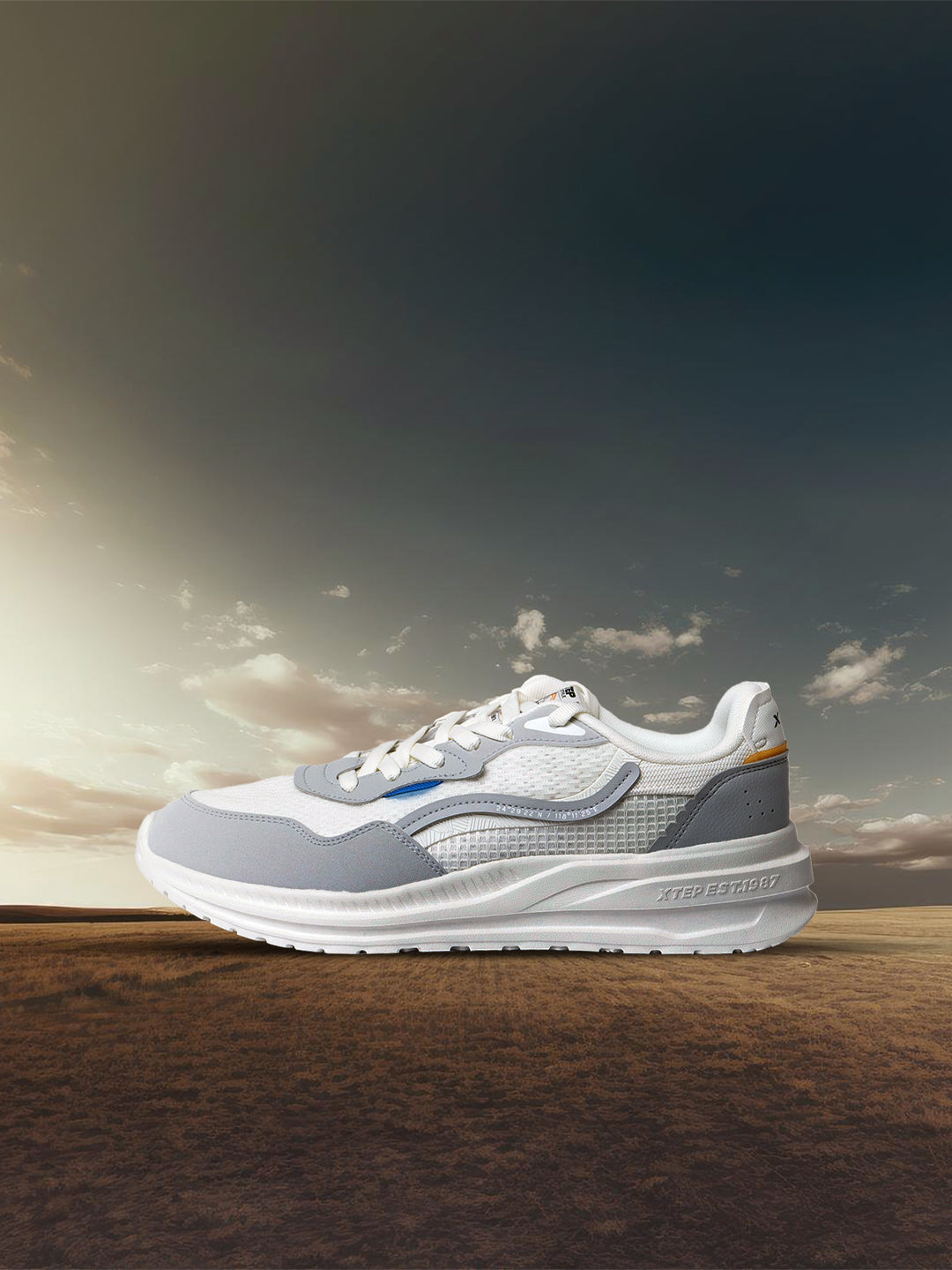 Xtep Men Urban Retro Sneakers
