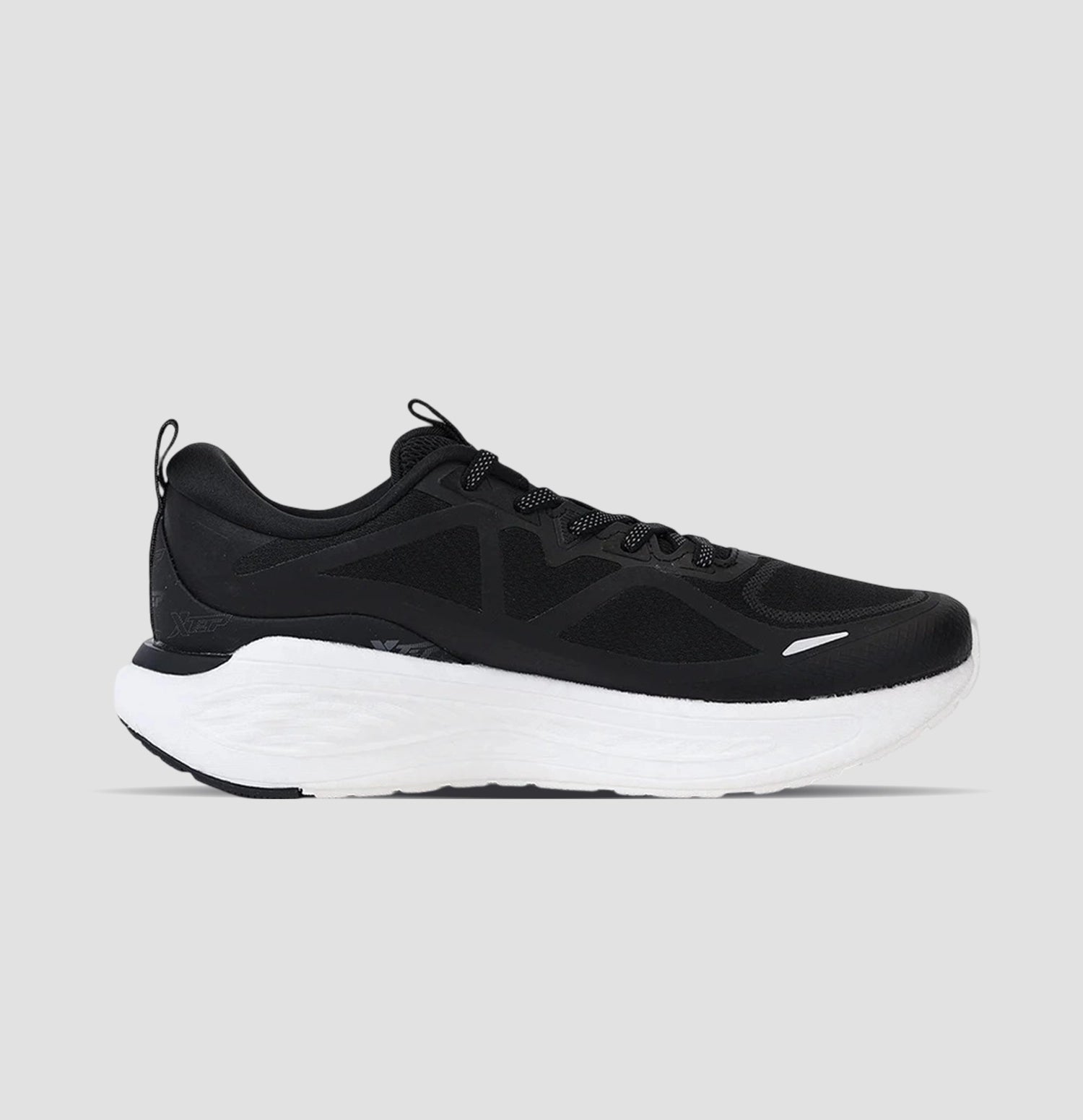Xtep Women Running Shoes - Canvas White Black / 35