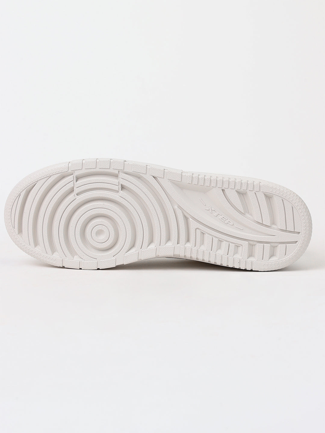 Xtep Men Classic Skateboarding Shoes