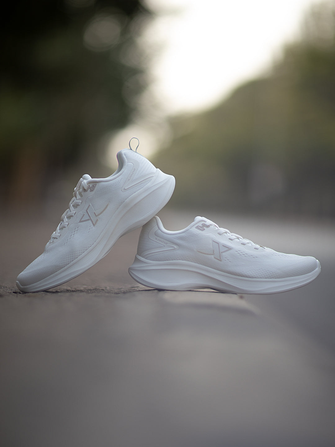 Xtep Dynamic Foam Running Shoes