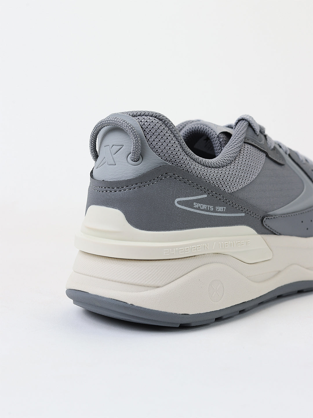 Xtep Men 80’s Retro Casual Shoes