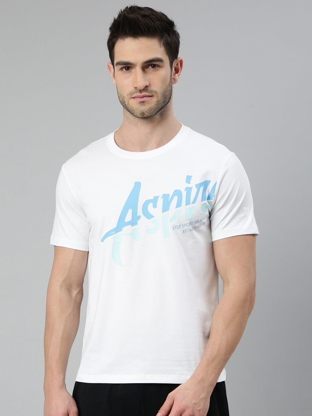 Xtep Men Casual T-Shirt