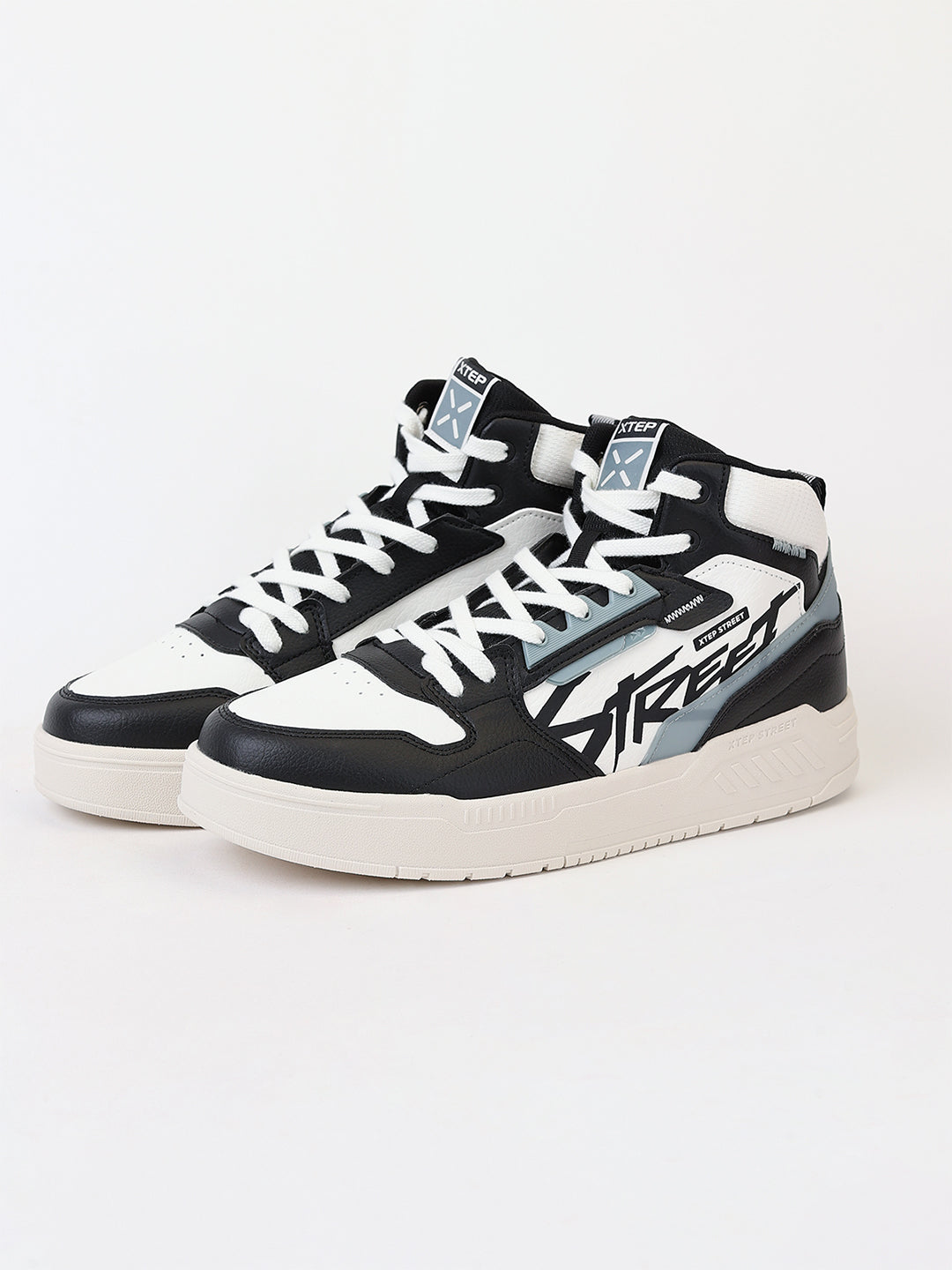 Xtep Men Skateboarding Shoes