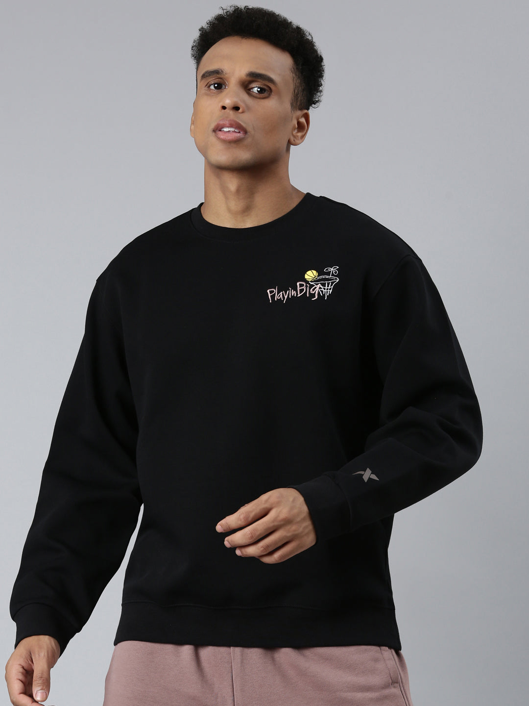 Xtep-Comfort Men Sweater - Black / S