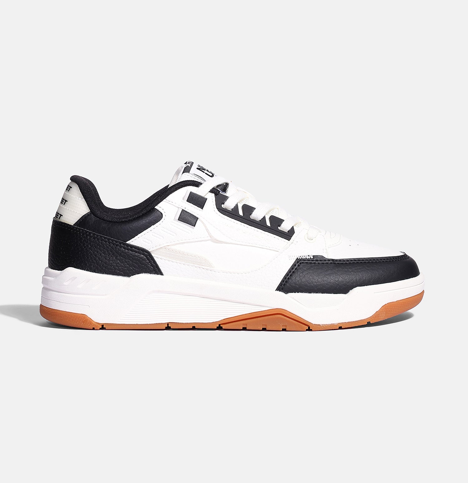 Xtep Men Colourblock Skate Sneakers - Canvas white/Black / 41