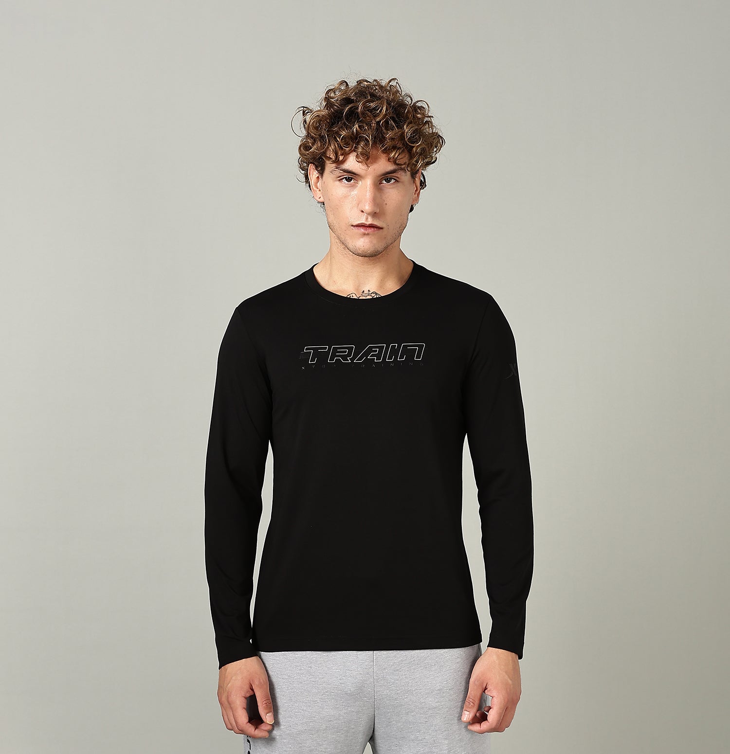 Xtep Men Active Long Sleeve Training T-shirt - Black / S