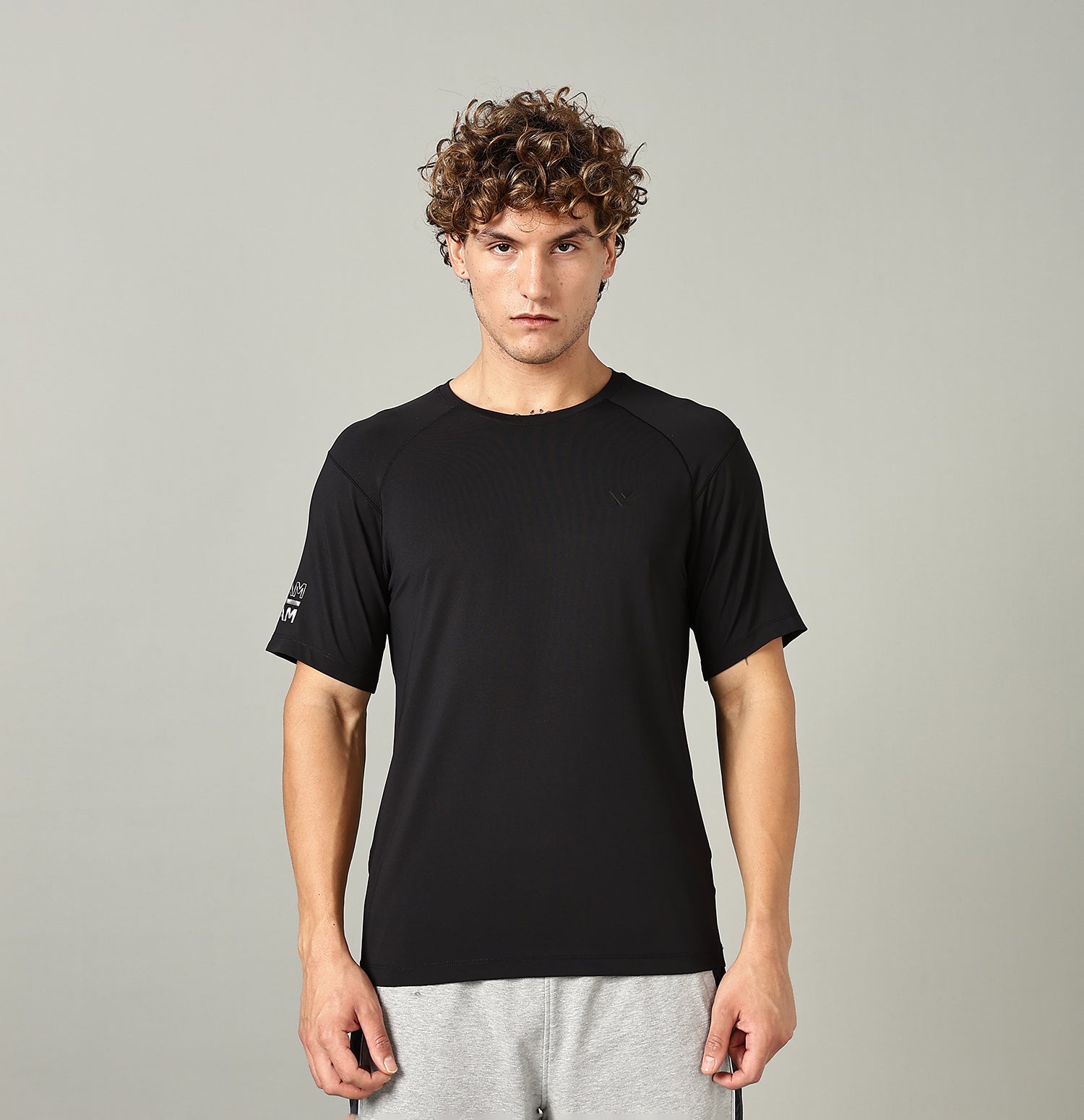 Xtep Men High Stretch Active Training T-shirt - Black / XS