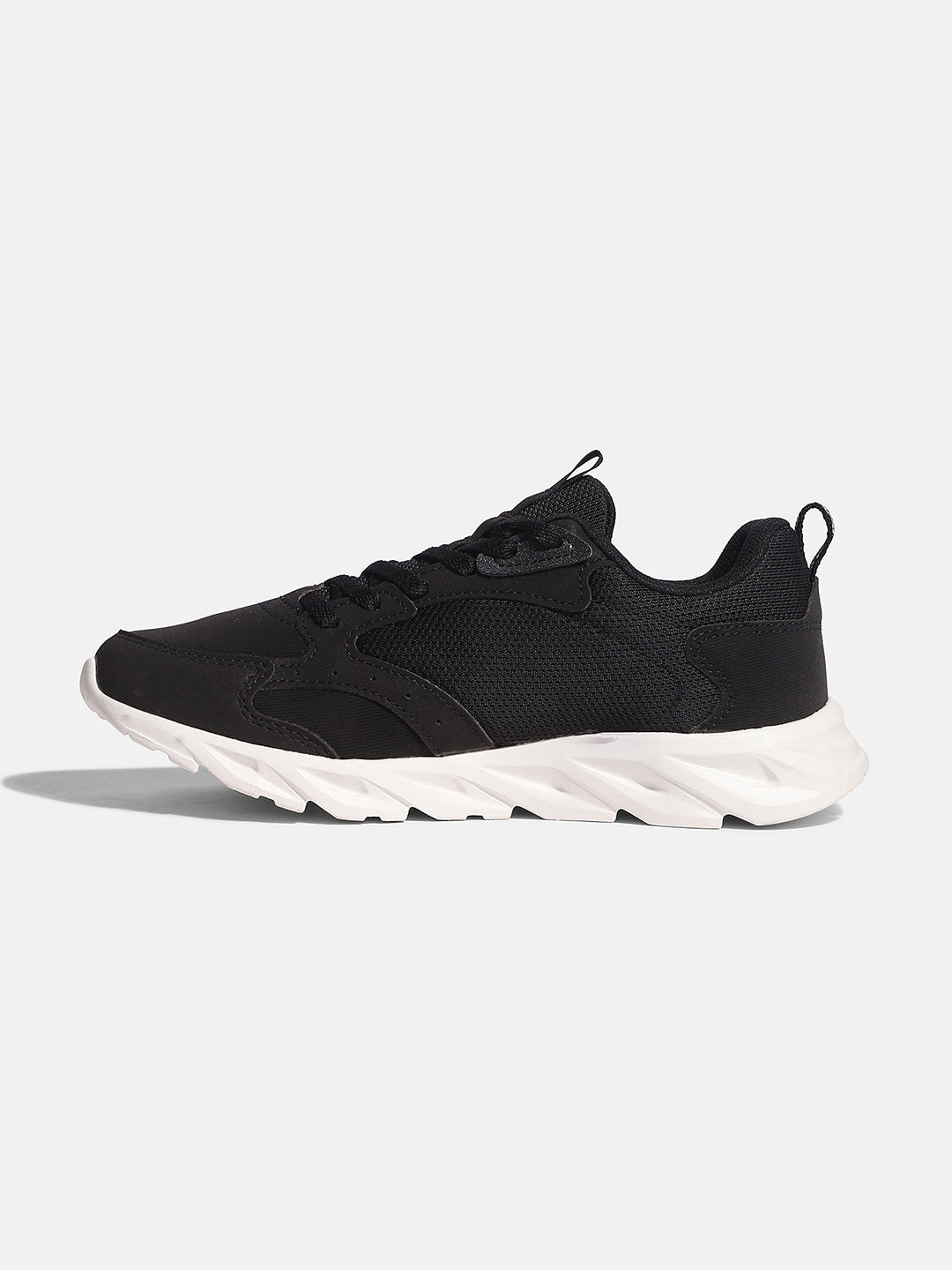 Xtep Women Feather Foam Comfort Running Shoes - black