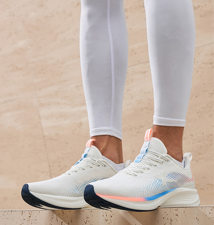 Xtep Men Feather Foam Running Shoes