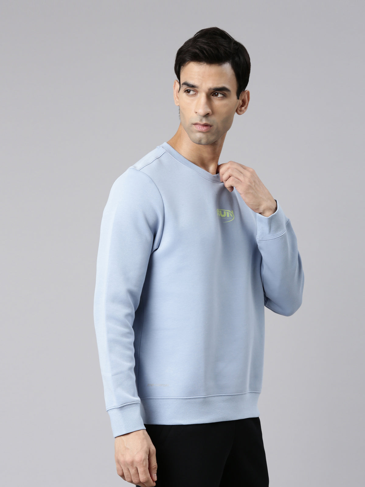 XTEP Crew Neck Cotton Poly Running Sweatshirt for Men- Loose Fit Comfort - Three-Dimensional Structure- 56% Cotton 44% Polyester- Sweatshirt- Crew Neck