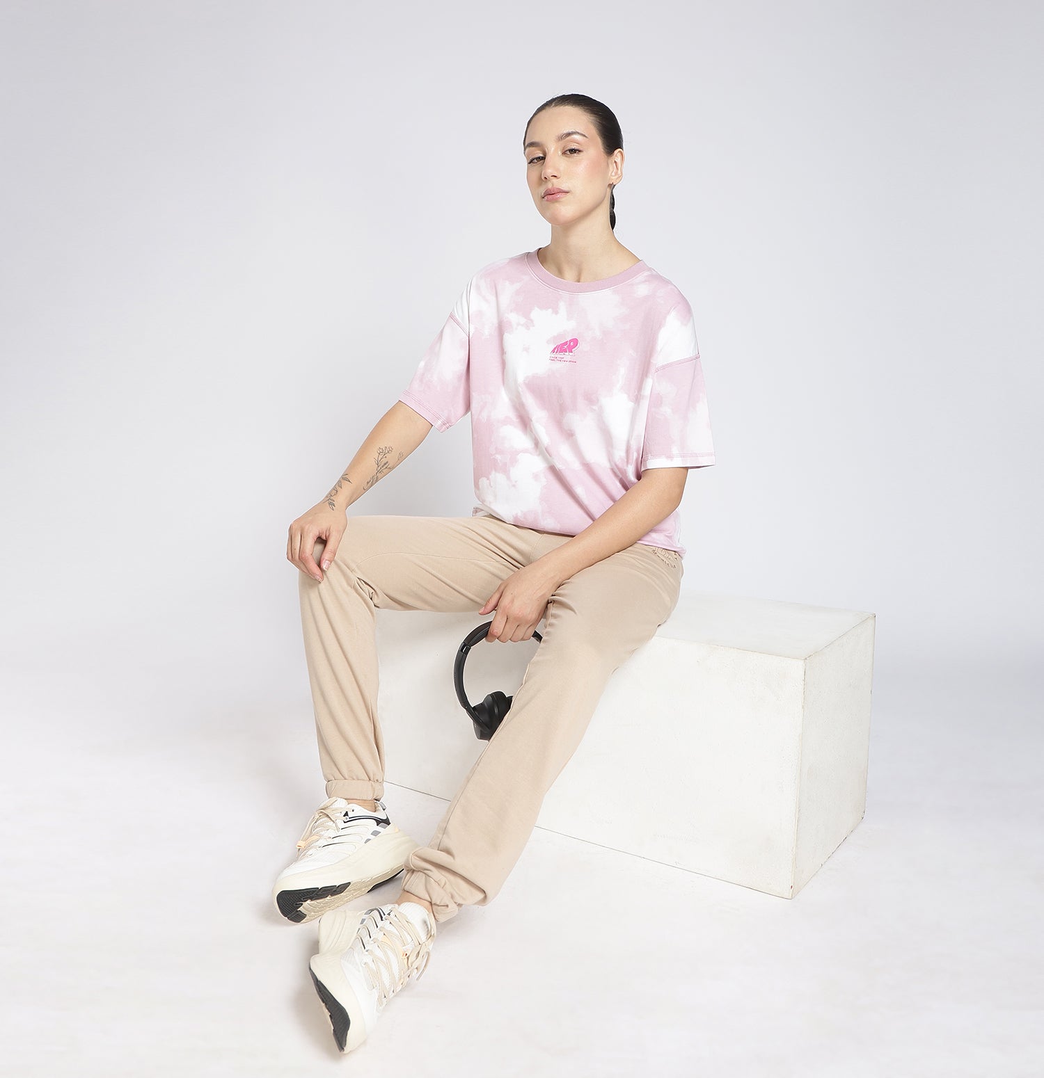 Xtep Women Floral Print T-Shirt