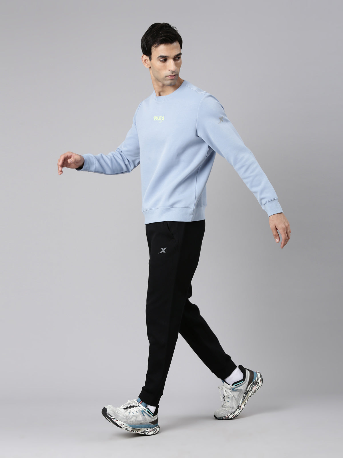 XTEP Crew Neck Cotton Poly Running Sweatshirt for Men- Loose Fit Comfort - Three-Dimensional Structure- 56% Cotton 44% Polyester- Sweatshirt- Crew Neck