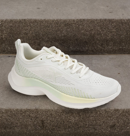 Xtep Women Feather-Ultra Light Running Shoes