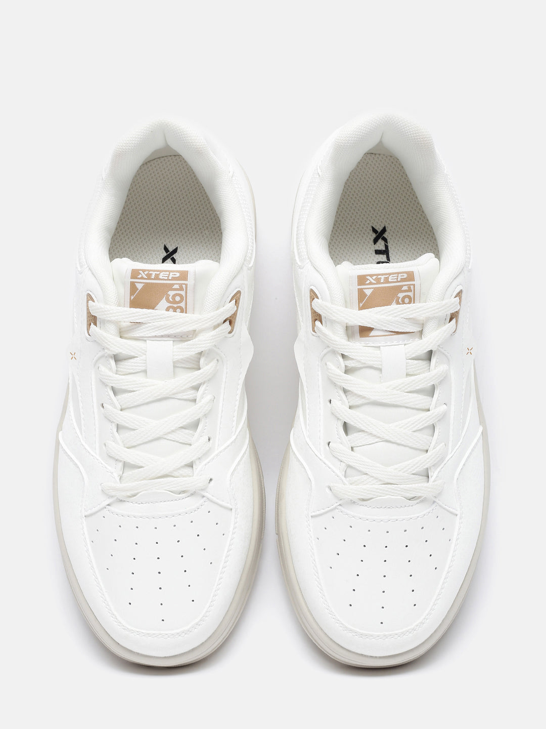 Xtep Colourblocked Sneakers