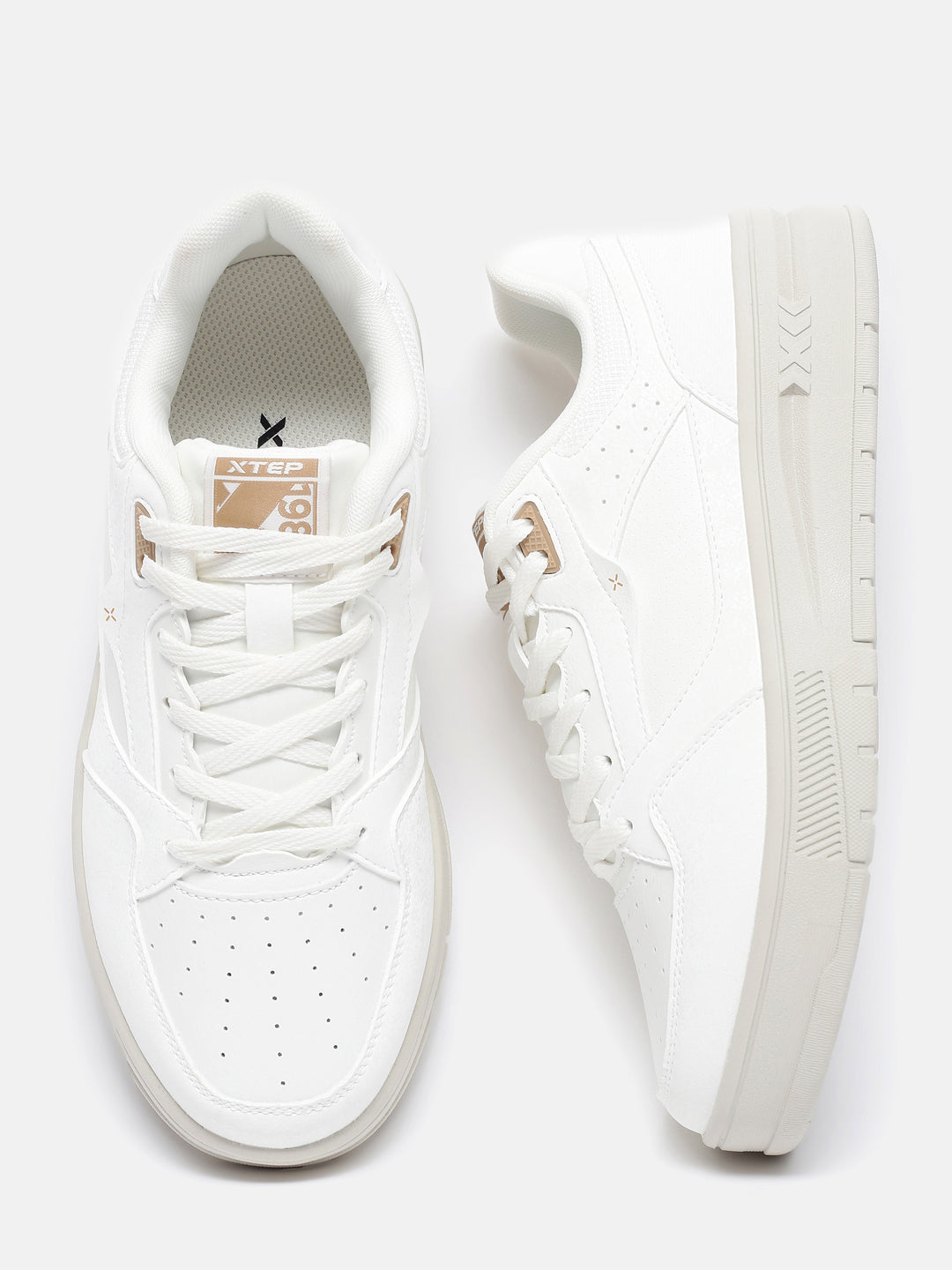 Xtep Colourblocked Sneakers