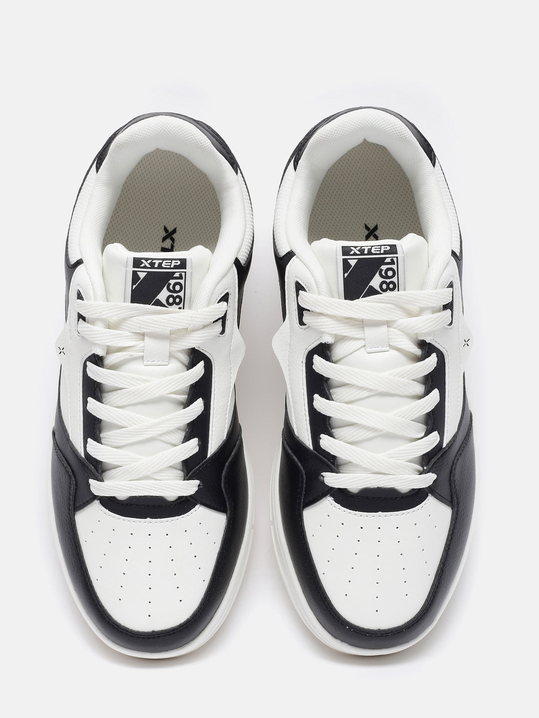 Xtep Colourblocked Skateboarding Shoes